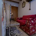 Maria's Boutique 4*
