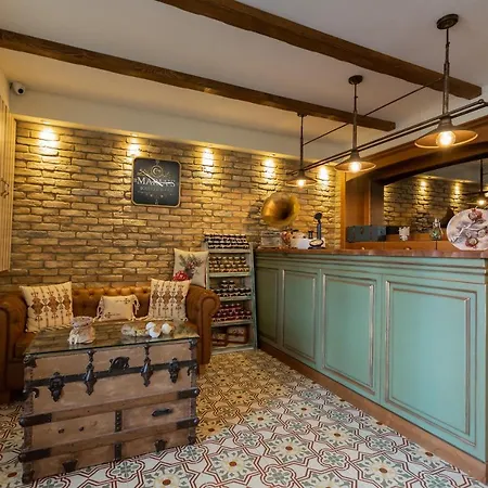 Maria's Boutique Pensión 4*