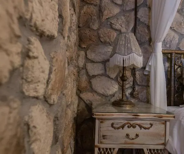 Πανσιόν Maria's Boutique 4*