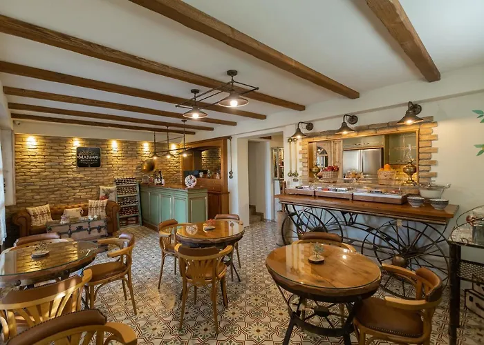 Maria's Boutique Corinth