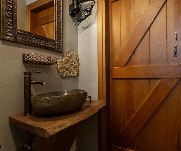 Maria's Boutique 4* Corinth